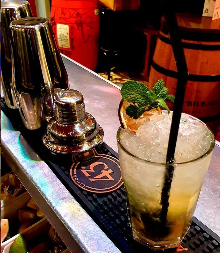 mojitos et cocktails espagnols à Paris